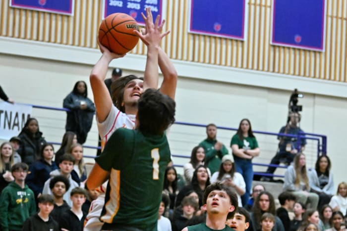 a Putnam North Eugene 5A Oregon boys basketball quarterfinal 2024 Leon Neuschwander 12